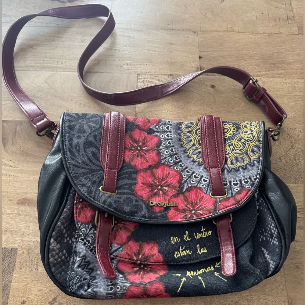 Desigual shoulder strap Bag Luna Red Garde
